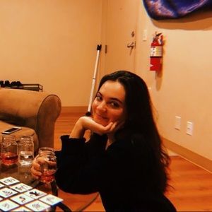 Meet your Posher, Alana